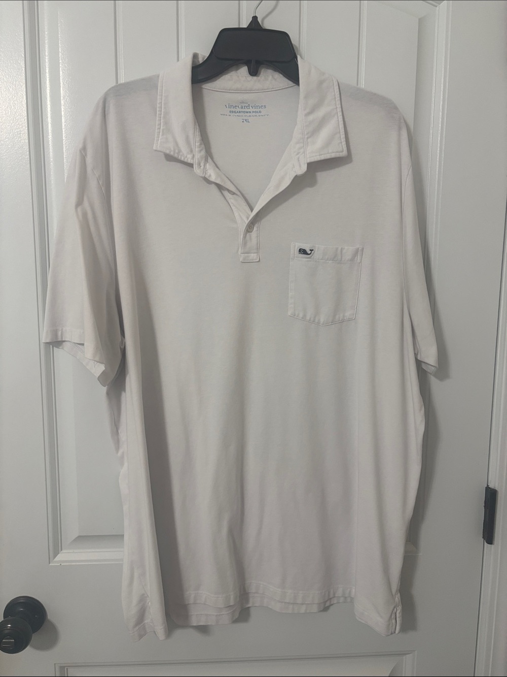 Vineyard Vines Men’s White Short-Sleeve Polo with Pocket